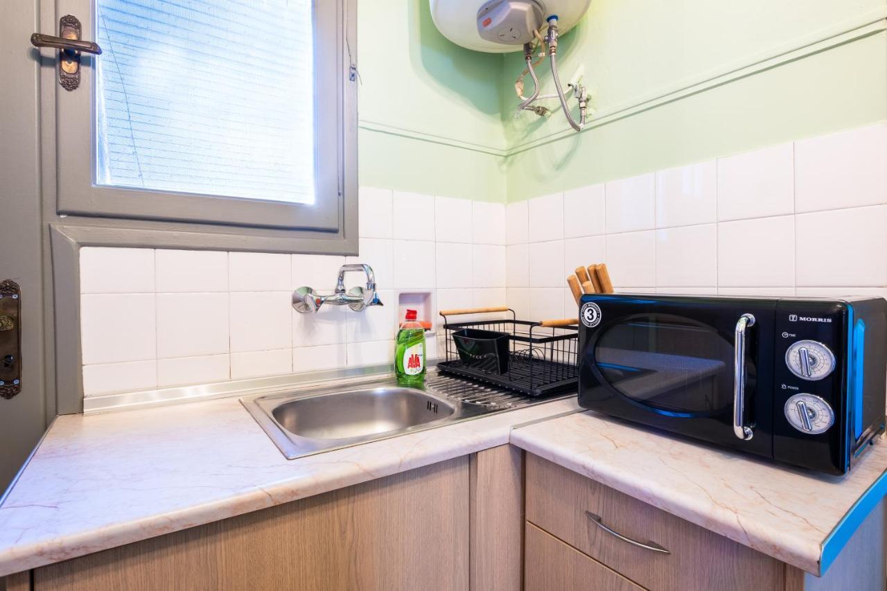 Appartamento Vintage House Near Downtown Atene Esterno foto